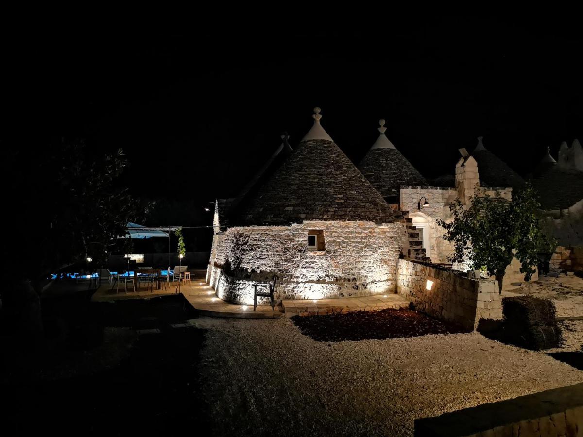 Borgo Sardedda Suites Locorotondo Exterior photo