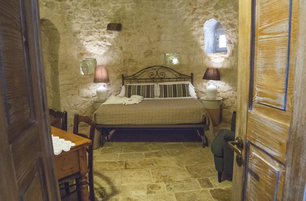 Borgo Sardedda Suites Locorotondo Exterior photo