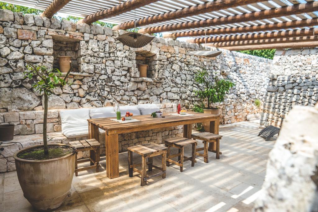 Borgo Sardedda Suites Locorotondo Exterior photo